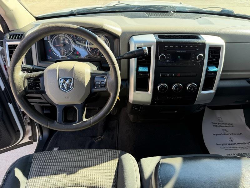 RAM 1500 SLT Quad Cab 2WD 2012