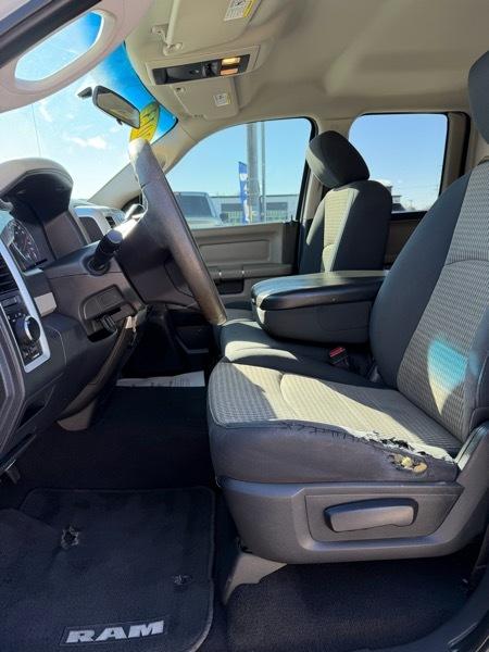RAM 1500 SLT Quad Cab 2WD 2012