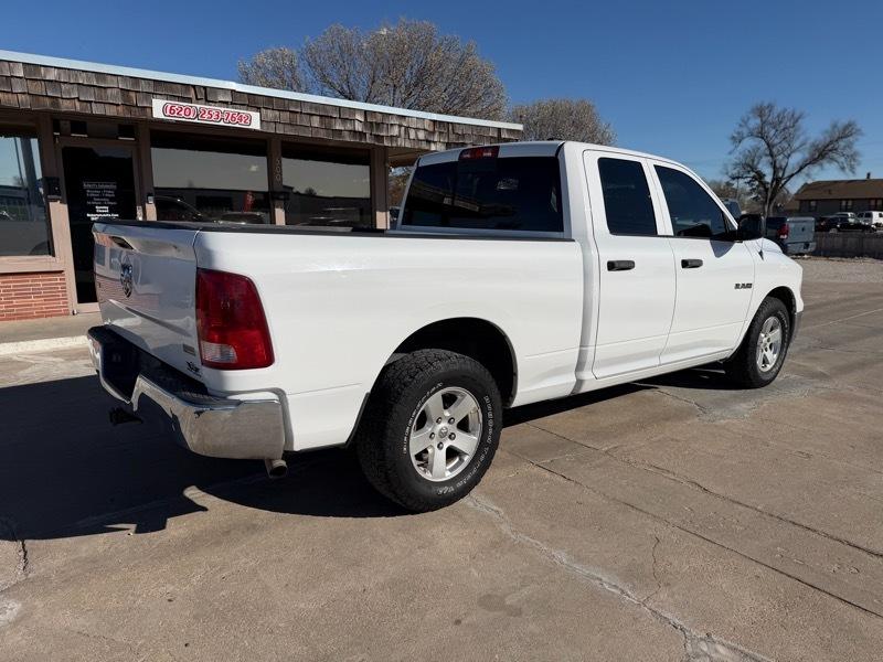 RAM 1500 SLT Quad Cab 2WD 2012
