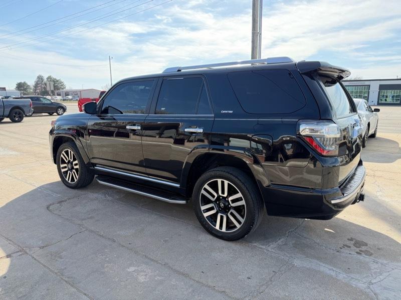 Toyota 4Runner SR5 4WD 2016