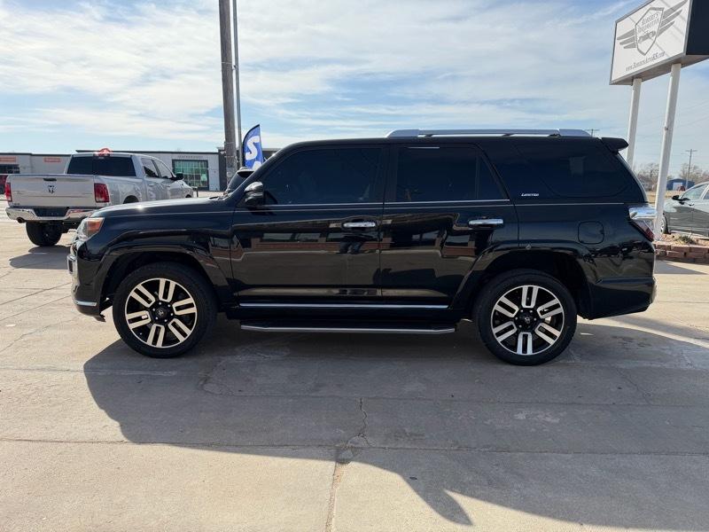 Toyota 4Runner SR5 4WD 2016