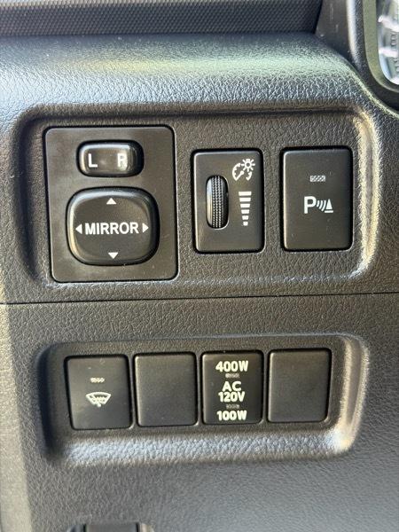 Toyota 4Runner SR5 4WD 2016