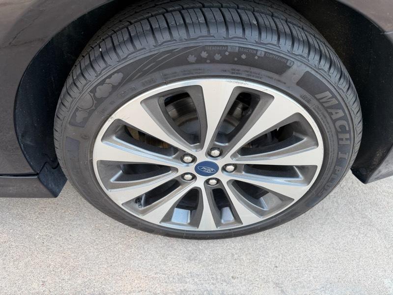 Ford Fusion SE AWD 2020