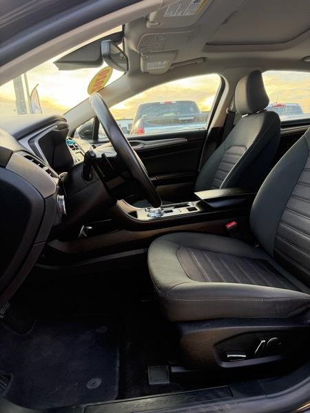 Ford Fusion SE AWD 2020