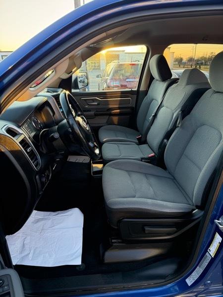 RAM 1500 Big Horn Crew Cab SWB 4WD 2019