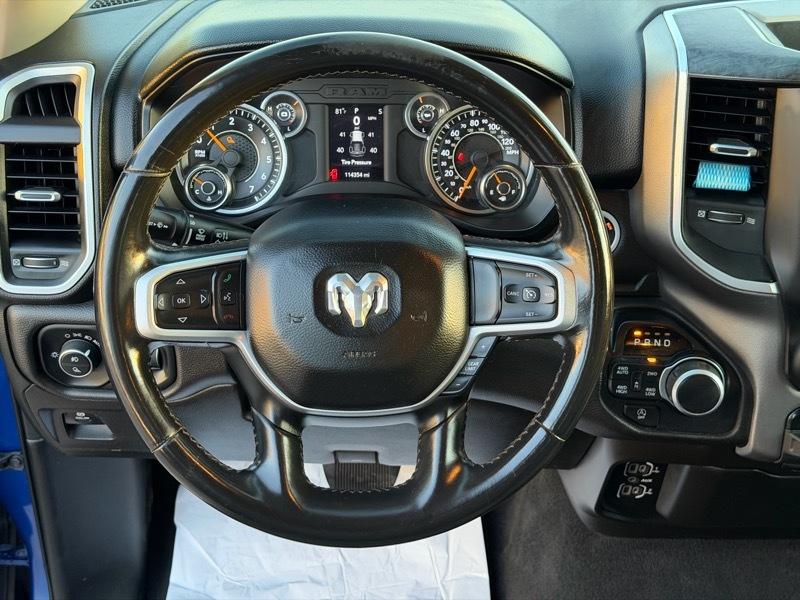 RAM 1500 Big Horn Crew Cab SWB 4WD 2019