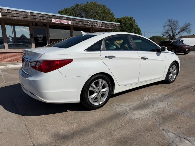 Hyundai Sonata SE Auto 2011