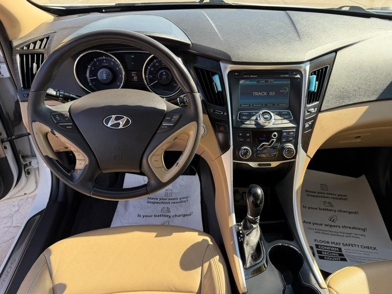 Hyundai Sonata SE Auto 2011