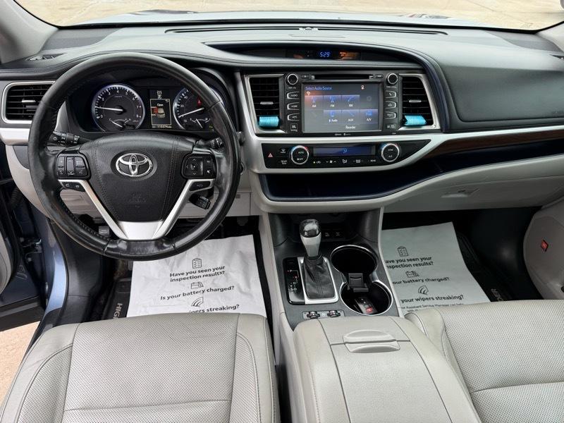 Toyota Highlander Limited Platinum AWD V6 2015