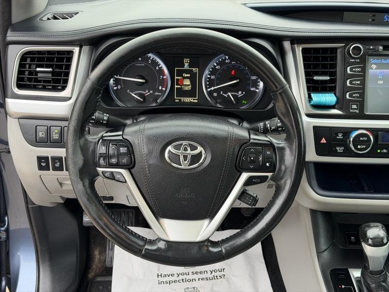 Toyota Highlander Limited Platinum AWD V6 2015