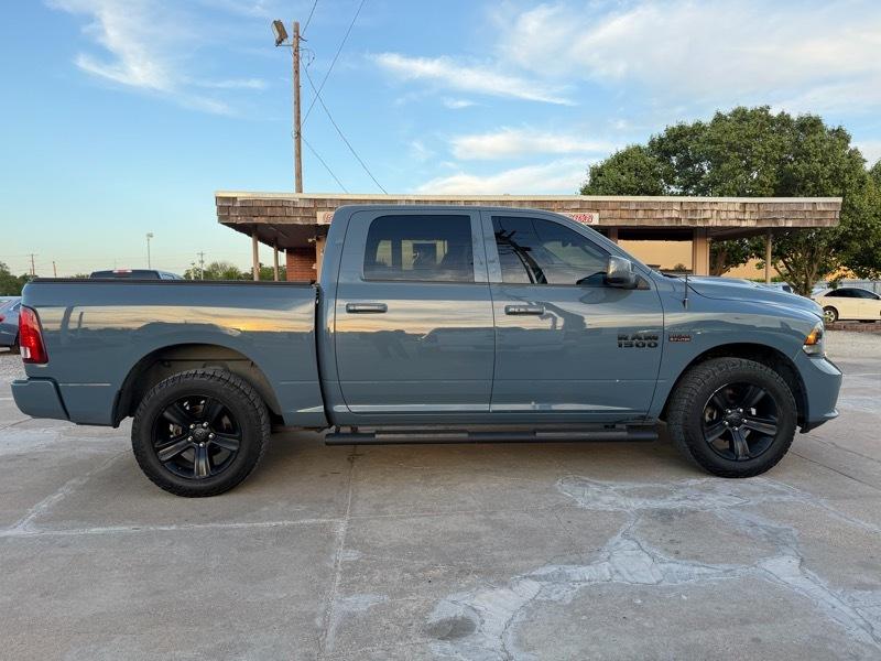 RAM 1500 Sport Crew Cab SWB 4WD 2015