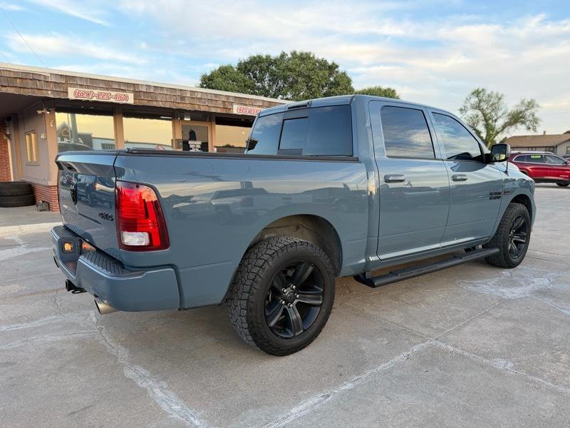 RAM 1500 Sport Crew Cab SWB 4WD 2015