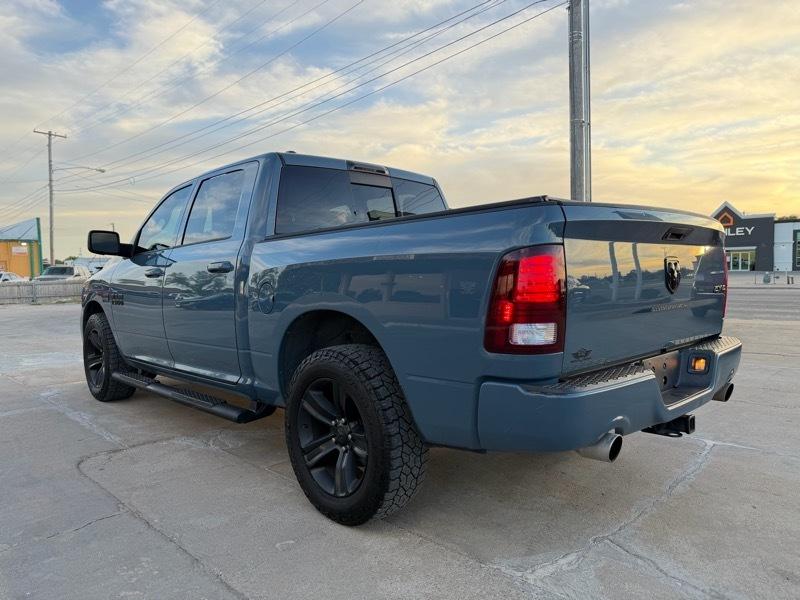 RAM 1500 Sport Crew Cab SWB 4WD 2015