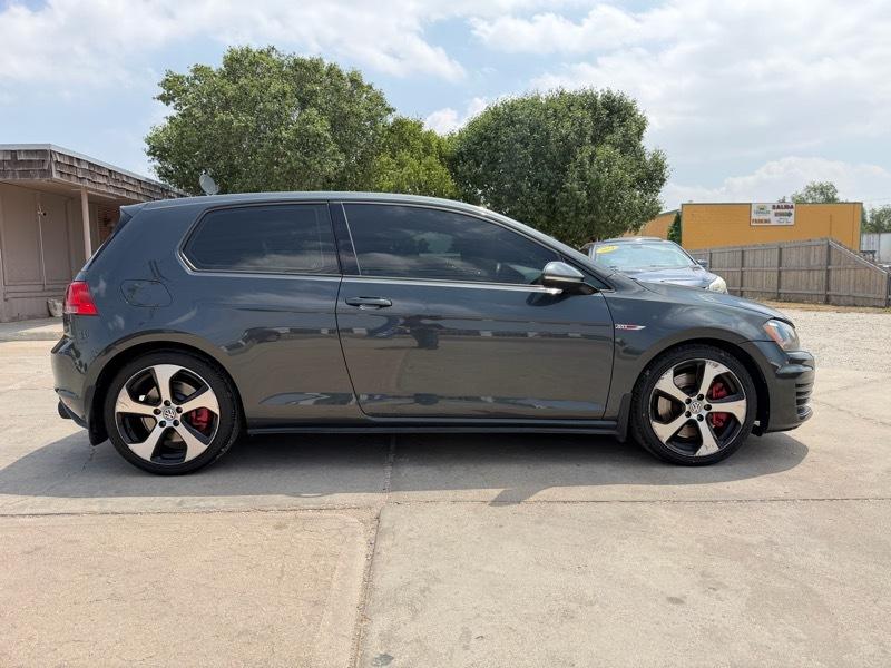 Volkswagen GTI SE 6A 2-Door 2016
