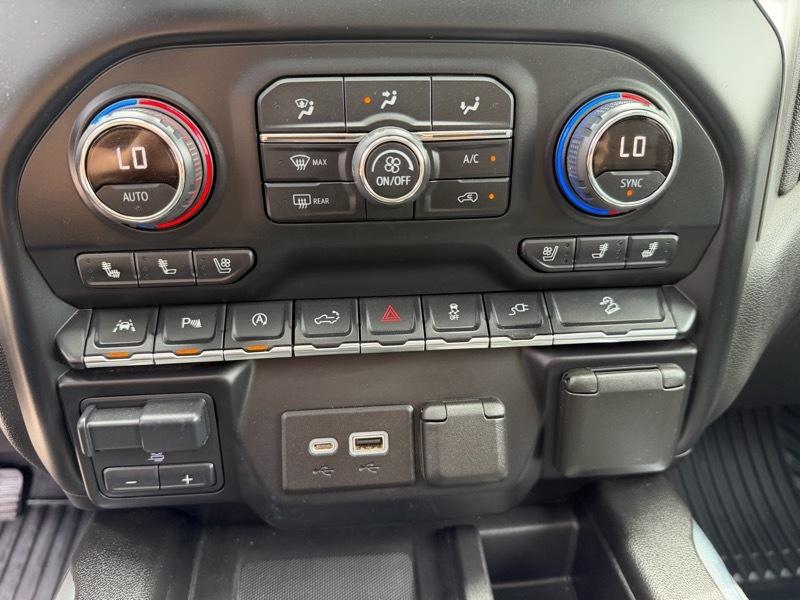 Chevrolet Silverado 1500 LTZ Crew Cab 4WD 2021