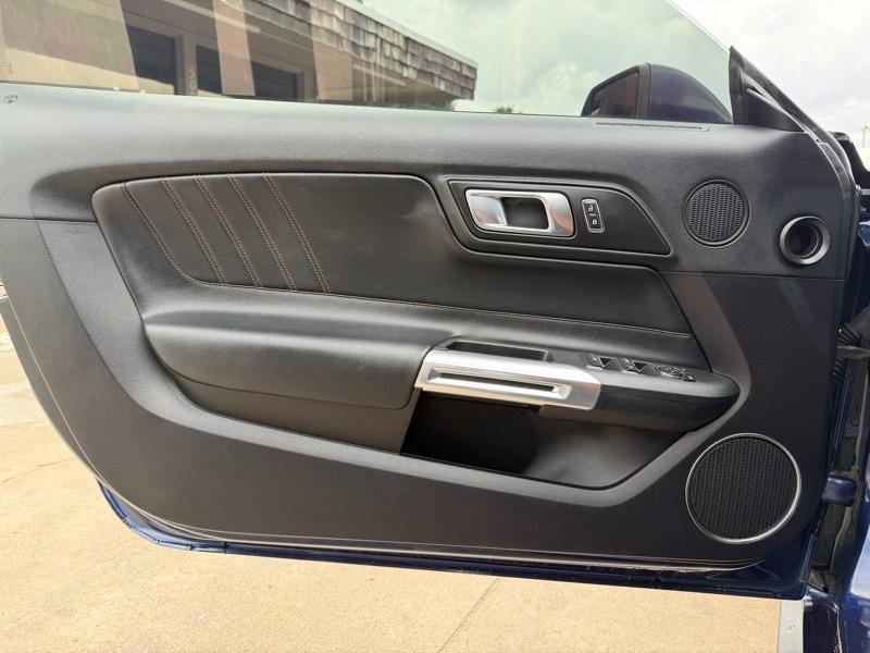 Ford Mustang EcoBoost Premium Convertible 2019
