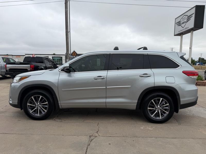 Toyota Highlander SE AWD V6 2018