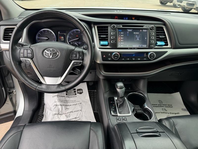 Toyota Highlander SE AWD V6 2018
