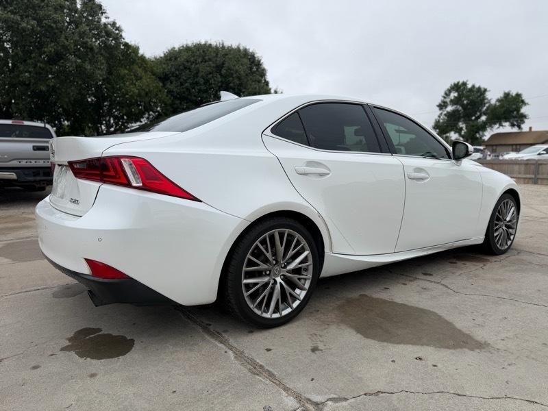 Lexus IS 250 RWD 2015
