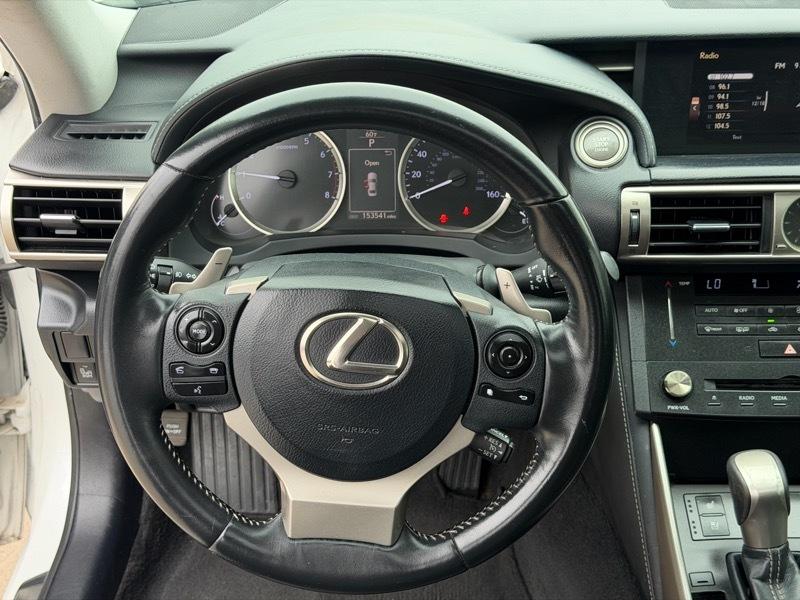 Lexus IS 250 RWD 2015