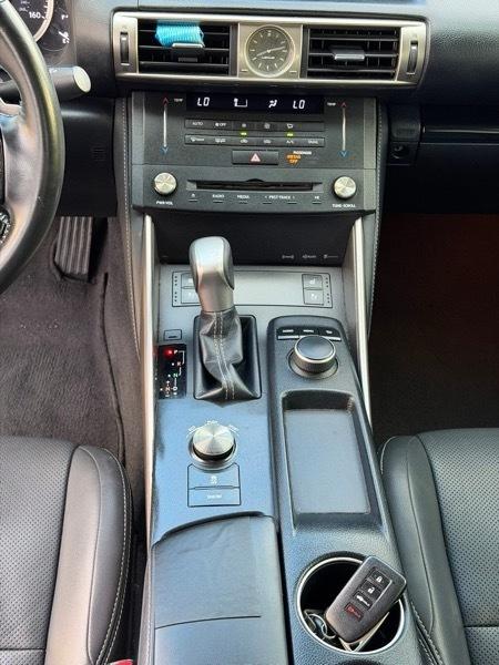 2015 Lexus IS 250 - Photo 14