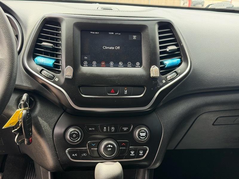 Jeep Cherokee Latitude FWD 2021