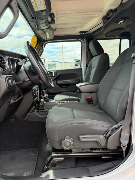 Jeep Wrangler Unlimited Sport 2018