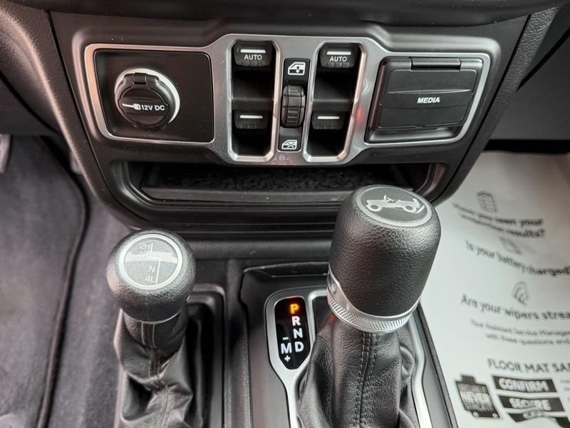 Jeep Wrangler Unlimited Sport 2018