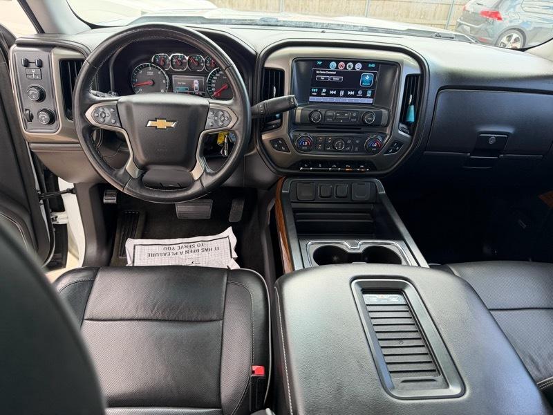 Chevrolet Silverado 1500 High Country Crew Cab Short Box 4WD 2017