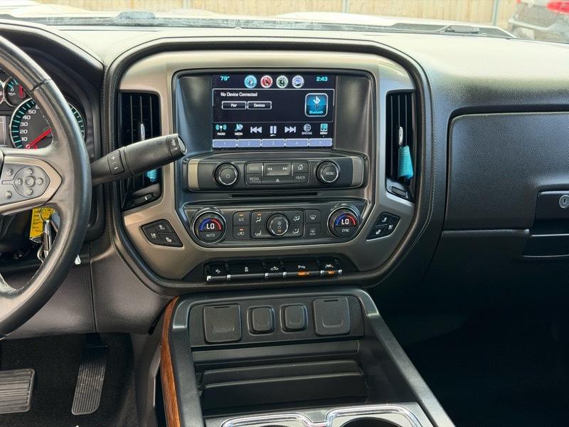 Chevrolet Silverado 1500 High Country Crew Cab Short Box 4WD 2017