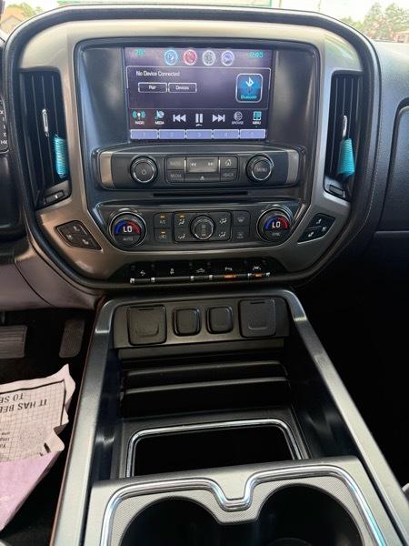 Chevrolet Silverado 1500 High Country Crew Cab Short Box 4WD 2017