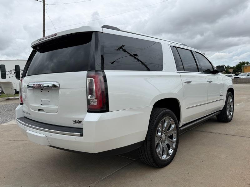 GMC Yukon XL Denali 4WD 2016