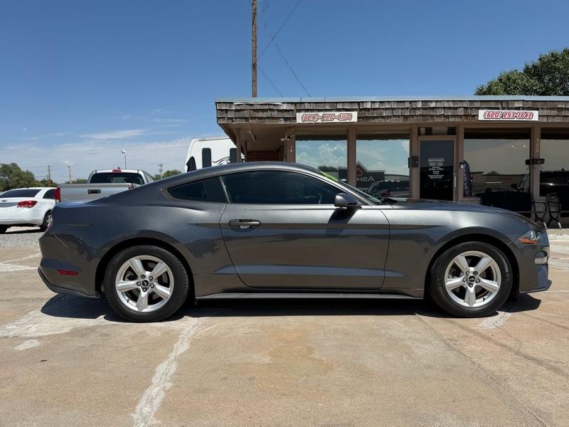 Ford Mustang EcoBoost Coupe 2018