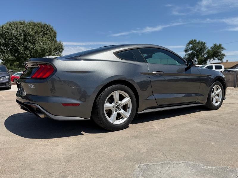 Ford Mustang EcoBoost Coupe 2018