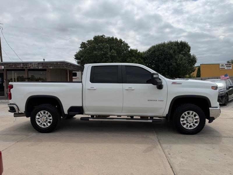 Chevrolet Silverado 2500HD LT Crew Cab Long Box 4WD 2024
