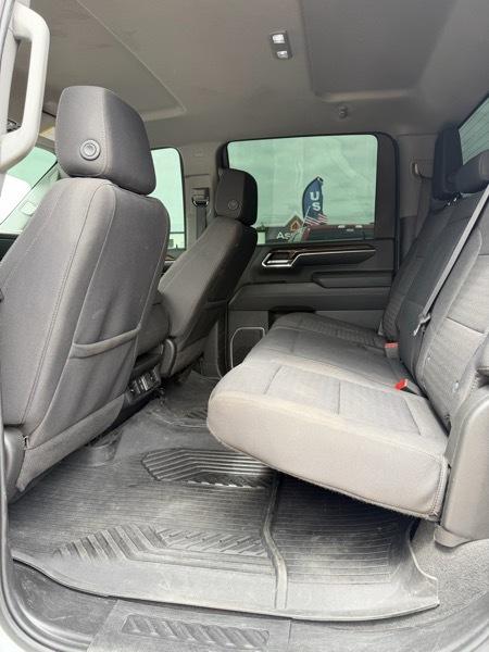 Chevrolet Silverado 2500HD LT Crew Cab Long Box 4WD 2024