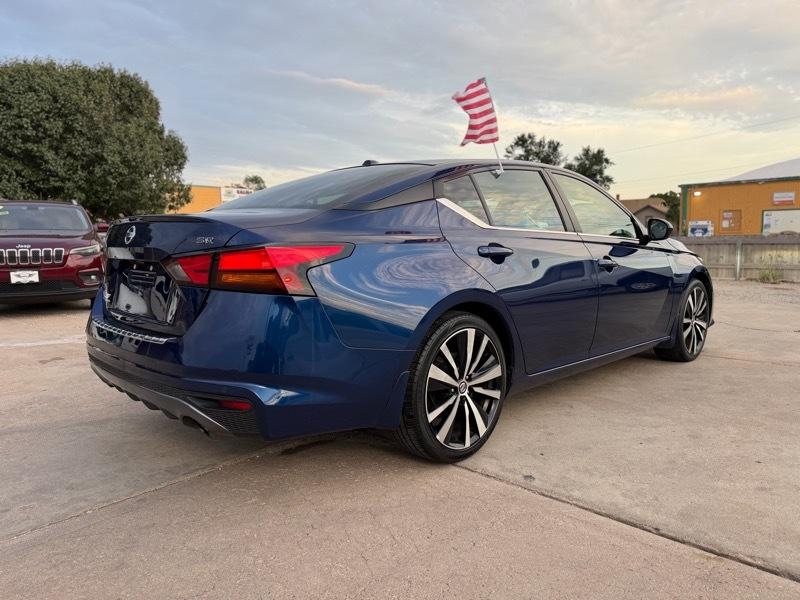 Nissan Altima  2020