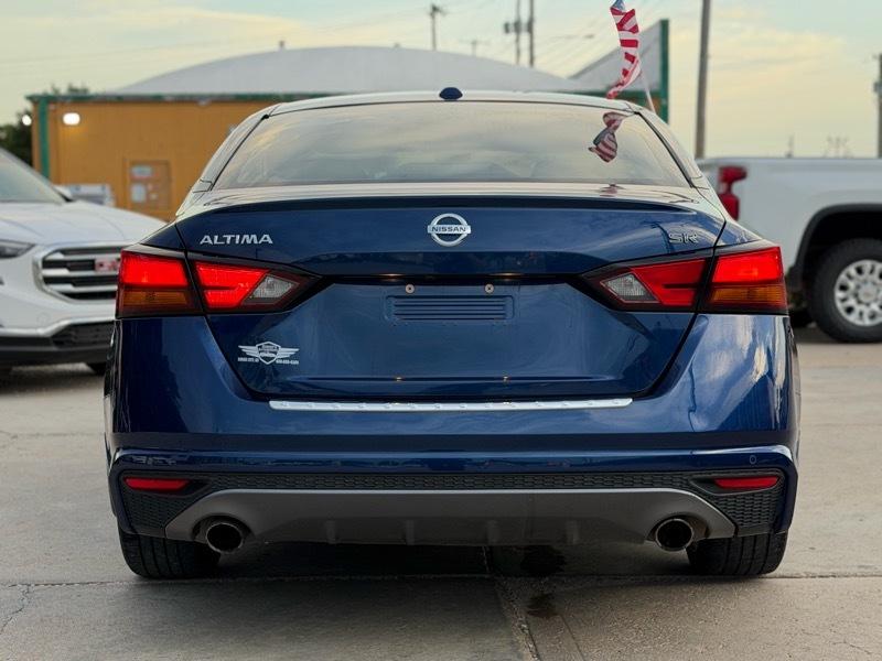 Nissan Altima  2020