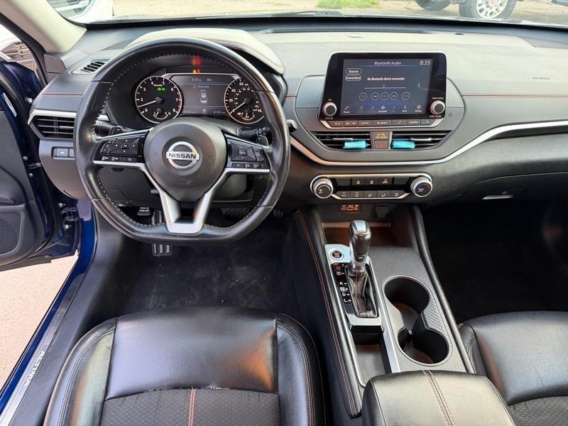 Nissan Altima  2020