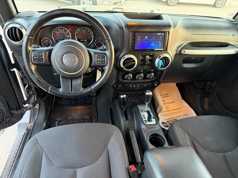 Jeep Wrangler Unlimited Sahara 4WD 2017