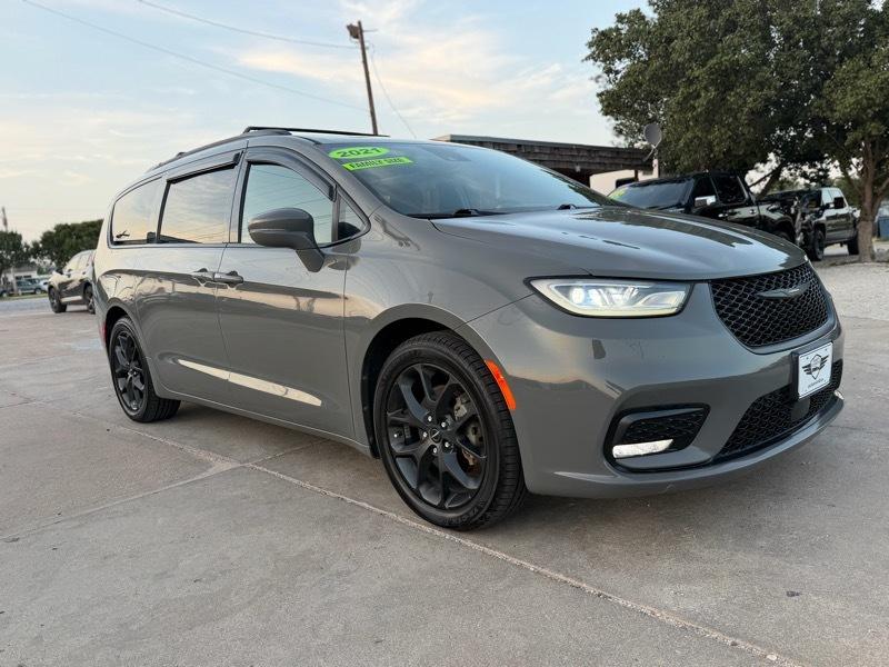 Chrysler Pacifica Touring Plus 2021
