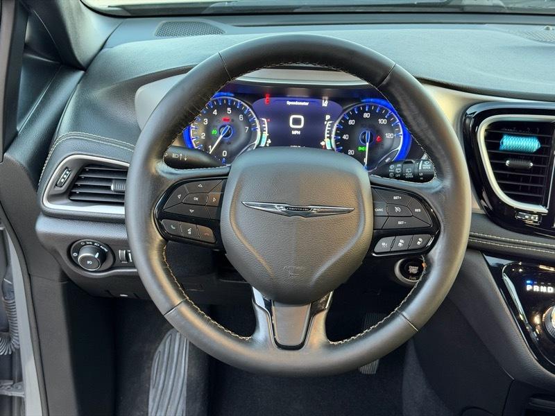 Chrysler Pacifica Touring Plus 2021