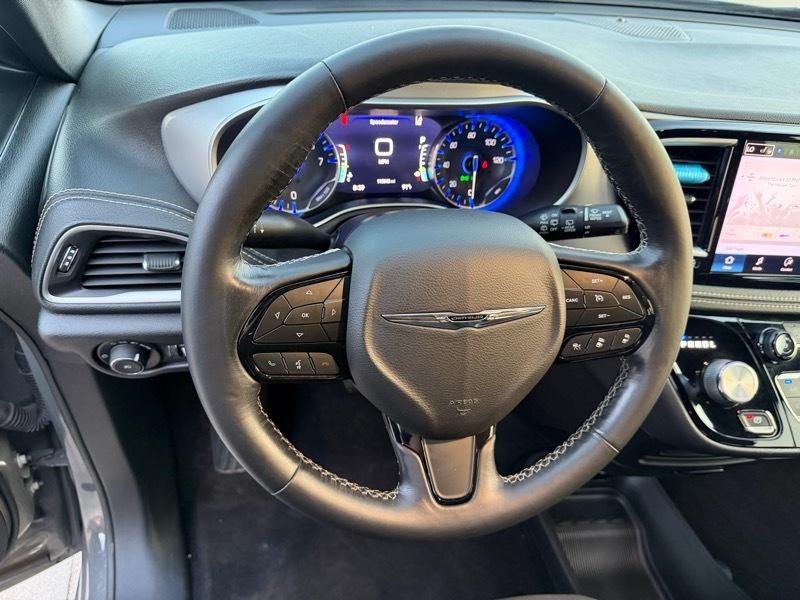 Chrysler Pacifica Touring Plus 2021