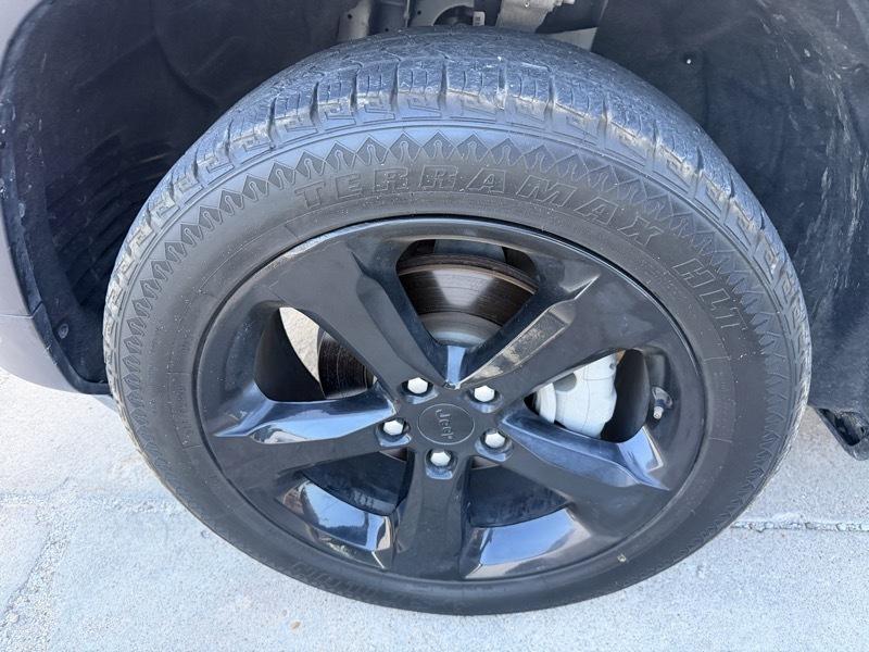 Jeep Grand Cherokee Limited 4WD 2023