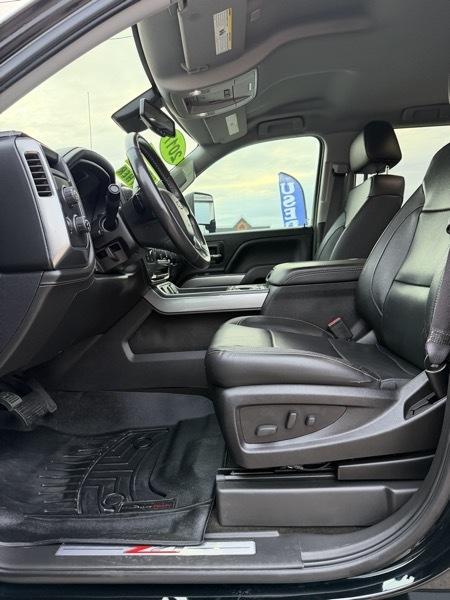 Chevrolet Silverado 1500 LTZ Crew Cab 4WD 2017