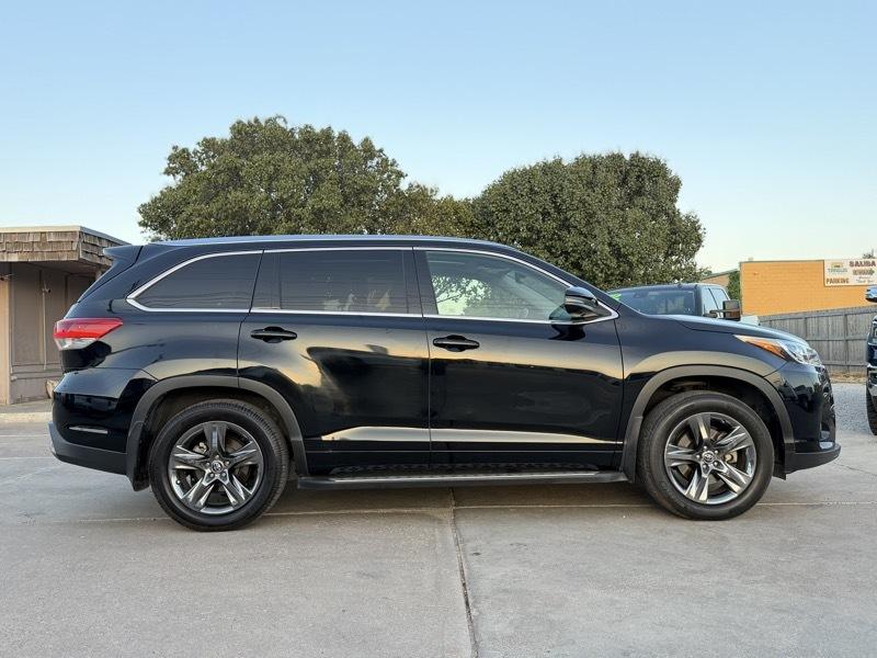 Toyota Highlander Limited AWD V6 2017