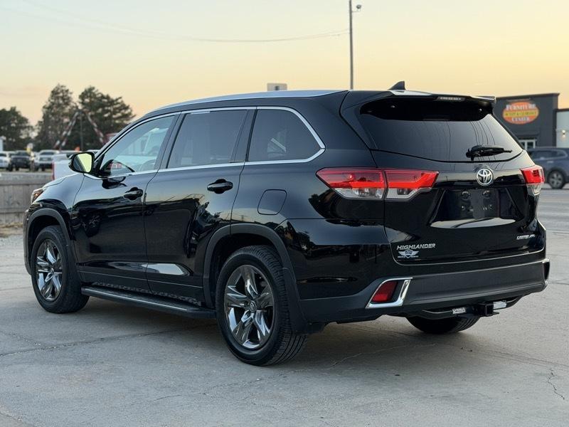 Toyota Highlander Limited AWD V6 2017