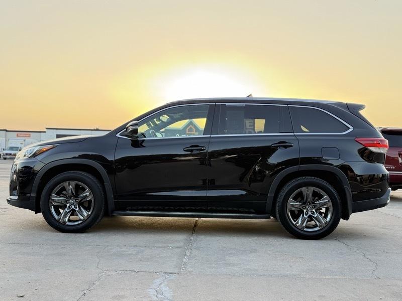 Toyota Highlander Limited AWD V6 2017