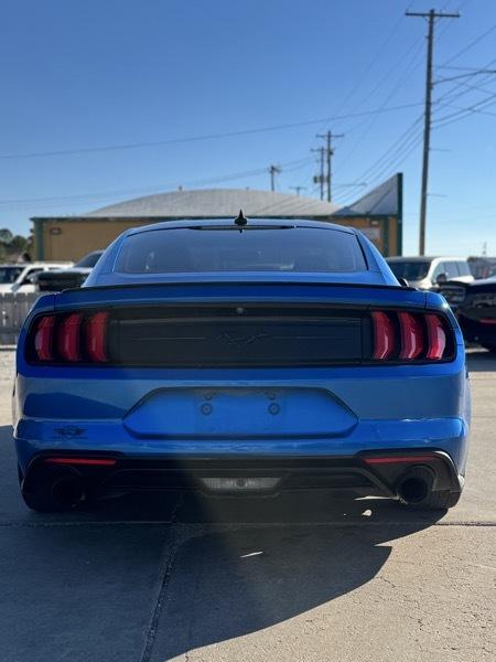 Ford Mustang EcoBoost Coupe 2020