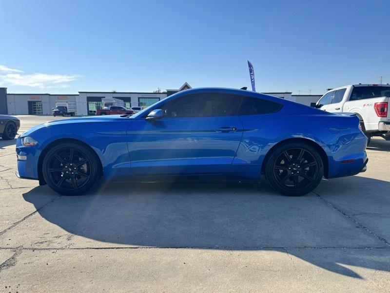 Ford Mustang EcoBoost Coupe 2020